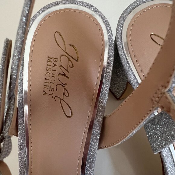 BADGLEY MISCHKA JEWEL Rayla Evening Sandals - Silver Fabric - Size 8.5 - Picture 7 of 13